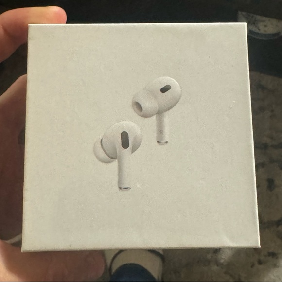 NEW Apple AirPods Pro 2nd Generation - Picture 2 of 11